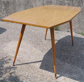 Tavolo vintage anni 60 in formica - Mobili Latini