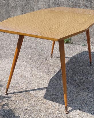Tavolo vintage anni 60 in formica - Mobili Latini