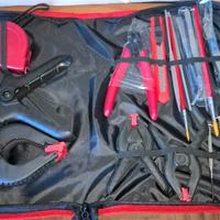 ASTUCCIO CON UTENSILI PORTATILE Nuovo