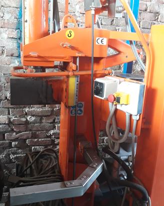spaccalegna balfor 25 ton.