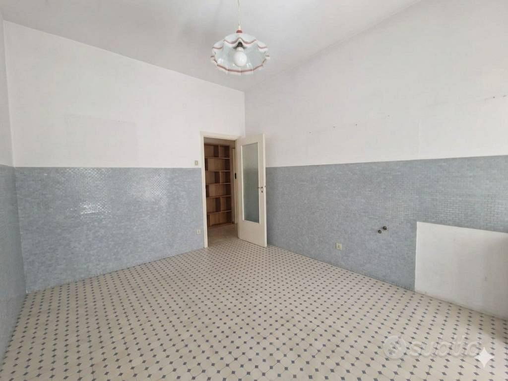 Appartamento – Napoli, Vomero, Municipalità 5 - Vista 2
