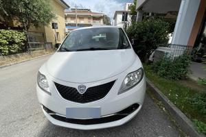 Lancia ypsilon 1.2 benzina/gpl