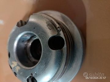 Testa per 100cc a candela centrale incassata