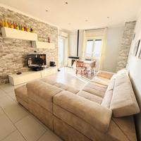 Trilocale luminoso al secondo piano