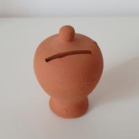Salvadanaio piccolo in terracotta