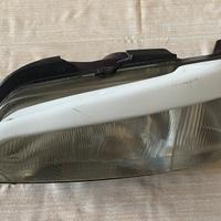 Fanale anteriore sinistro peugeot 106