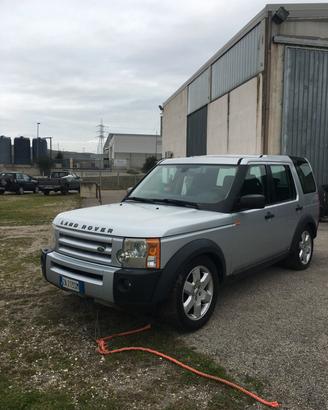 Disponibili ricambi Land Rover Discovery 3.