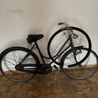 Bicicletta SUPERBA con freni a bacchetta antica