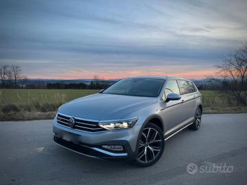 Volkswagen Passat ALLTRACK 2022 4motion DCC LED