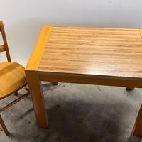 Tavolo + 4 sedie in legno massello  100x65 h=75