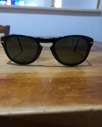 Persol modello 714