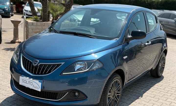 Ypsilon 1.0 5 porte S&S Hybrid Gold Blu Eleganza