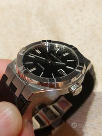 Maurice Lacroix AIKON 42mm sfondo nero