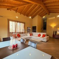 Villa singola con ampio giardino