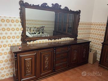 Sala da pranzo antica completa in legno massello