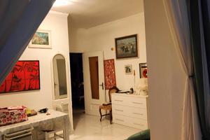Monolocale in villetta arredato, balcone e veranda