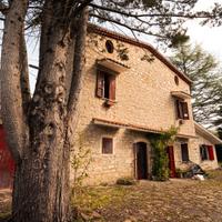 Villa con piscina - Vinchiaturo