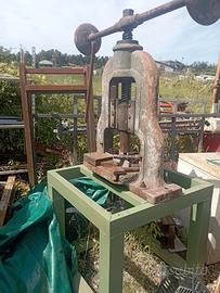 pressa manuale vintage 