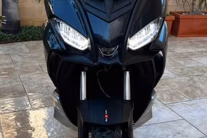 Aprilia SR GT 200 cc anno 2023.