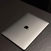 MacBook Pro 13’’ Touch Bar 256gb