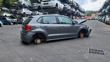 VW POLO 2009 SOLO PER RICAMBI