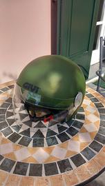 Casco Givi verde militare con visiera. TAGLIA S 