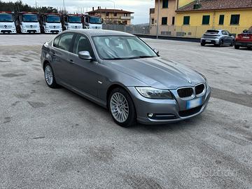 Bmw 318d 2011