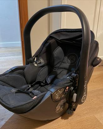 Ovetto Kiddy Evoluna I-size plus con base isofix