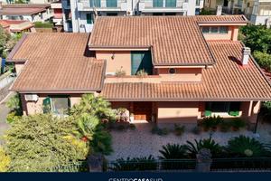 Esclusiva Villa Unifamiliare a Giugliano