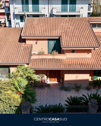 Esclusiva Villa Unifamiliare a Giugliano