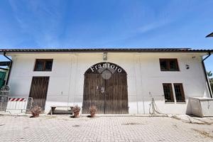 CAPANNONE A ROSIGNANO MARITTIMO