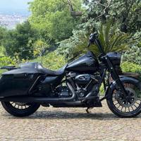 Harley-Davidson Touring Road King Special FLHRXS