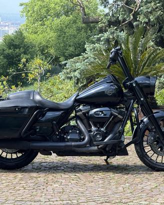 Harley-Davidson Touring Road King Special FLHRXS