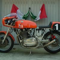 Laverda 1000 3 cilindri replica bol d'or