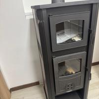 stufa a legna con forno