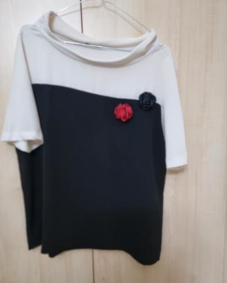 Blusa biancoghiaccio bicolore bianco/nero con rose