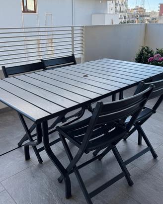 Tavolo e sedie per terrazzo /giardino