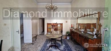 Casa singola con terrazzo a Macchia di Giarre