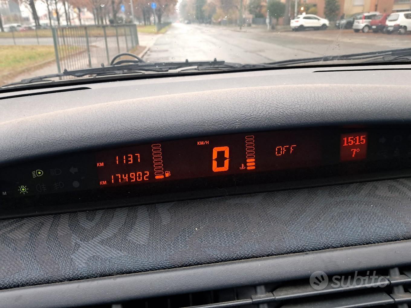 Renault Espace 1999 photo 3