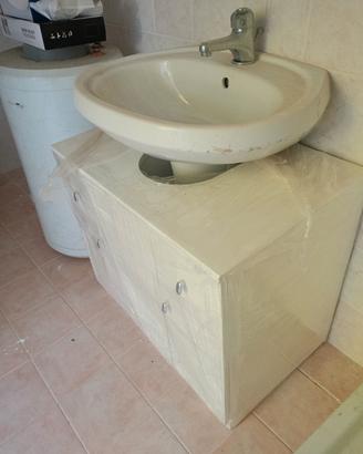 mobiletto bagno