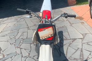 Moto cross Beta R12
