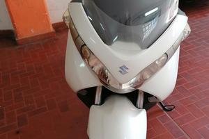 Scooter Suzuki Burgman 125.