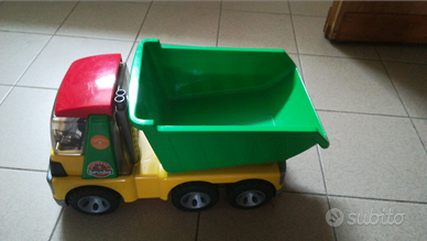 Bruder camioncino ribaltabile