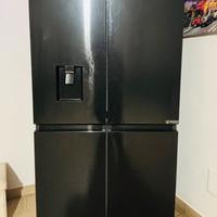 Frigo xxl nero lucido hisense stile americano 2025