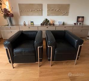 ALIVAR coppia di poltrone LC2 in pelle nera Volo