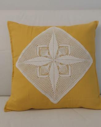 Cuscino 50x50 giallo stile salentino