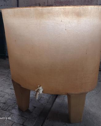 recipiente in vetroresina 