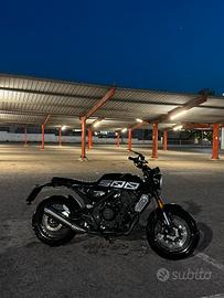 Brixton Crossfire 500X - 2021 - Patente A2