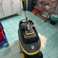 Macchina lava asciuga karcher professional