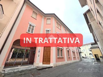 CASA SEMINDIPENDENTE A ASOLA